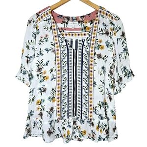 VGUC Lucky Brand Short Sleeve Lacing Floral Printed Blouse Top Size M